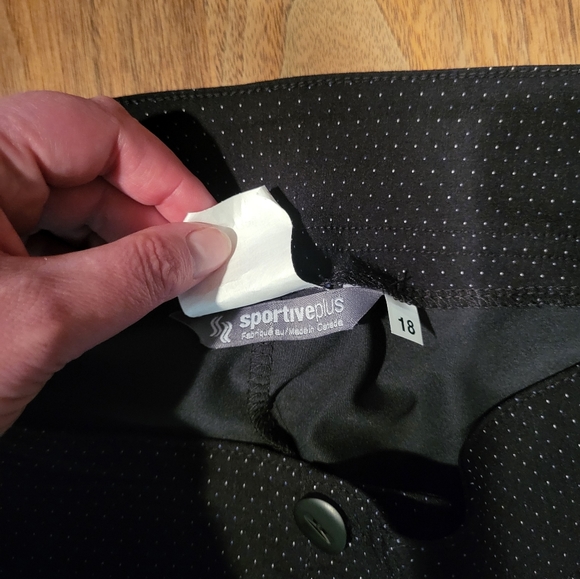 Golf Skirt - Picture 3 of 3